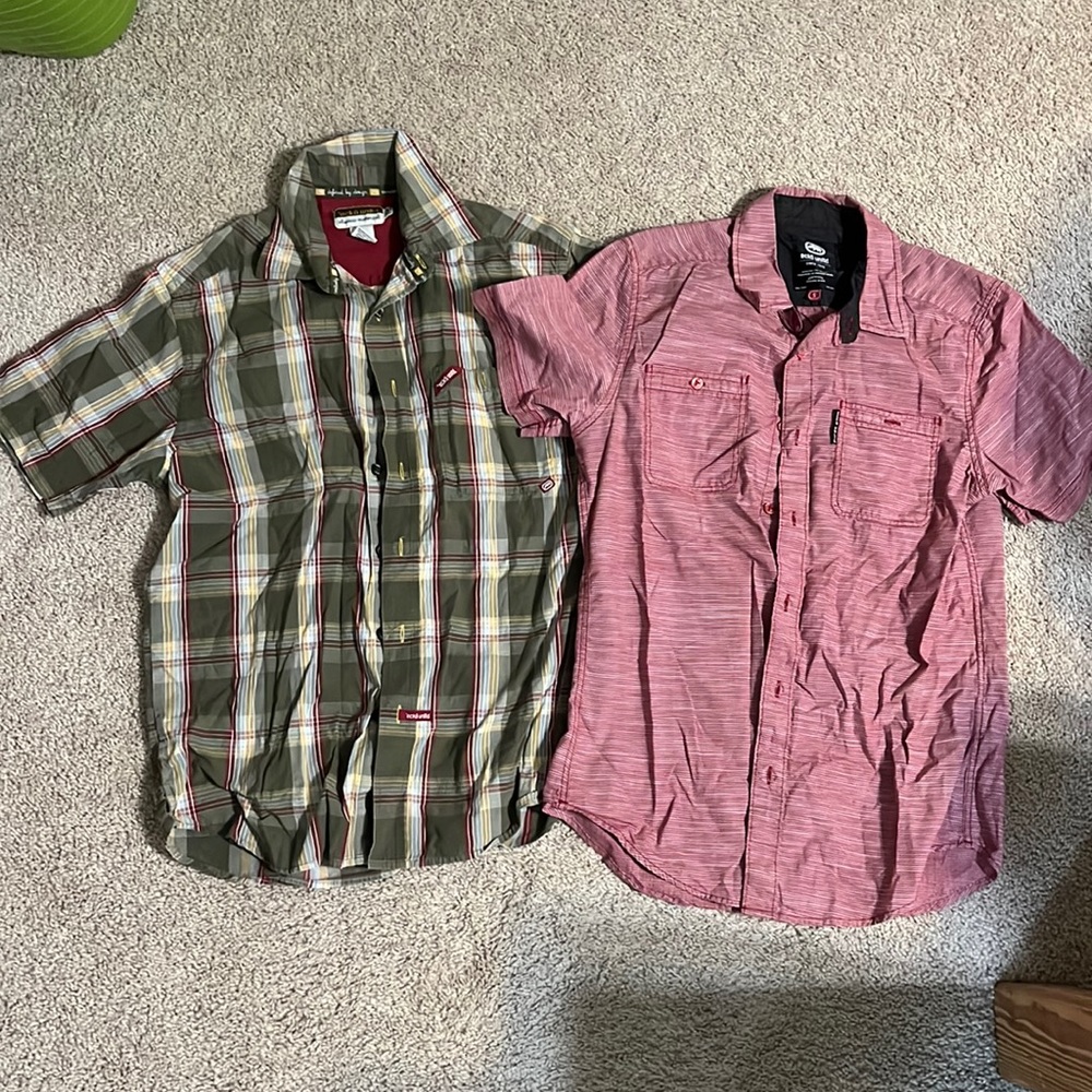 Ecko unlimited Short sleeve shirts (lot of 2) size S